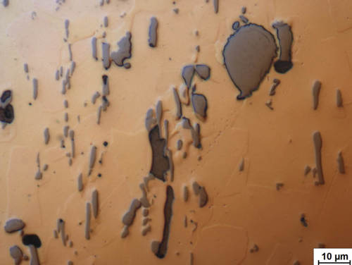 Metallic grain structures